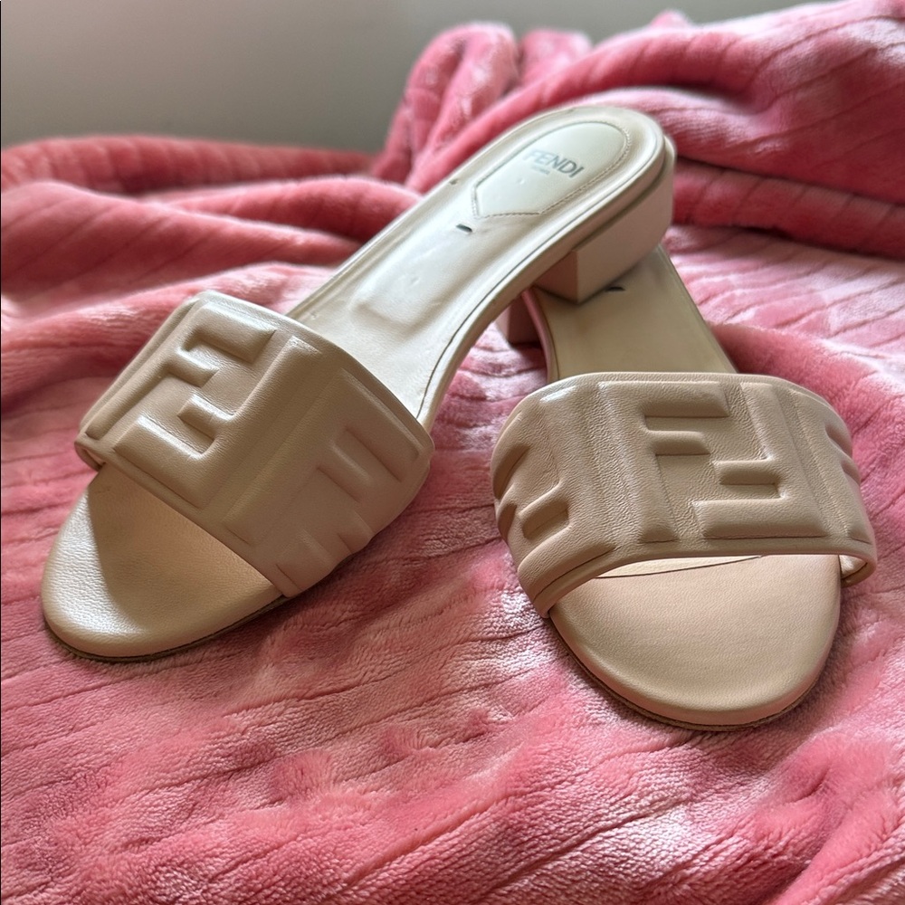 Fendi Women's Beige Mules